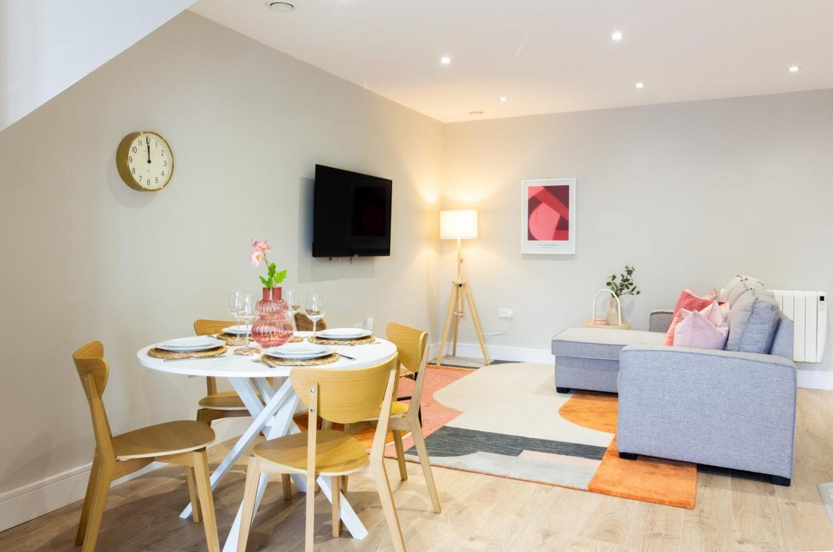 Guestready - Encantando O Apartamento 2Br No Newmarket Hall Дублін Екстер'єр фото